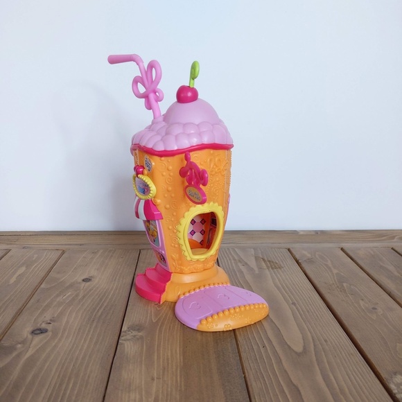 My Little Pony Ice Cream Shake Diner 2008 Hasbro - Picture 3 of 13